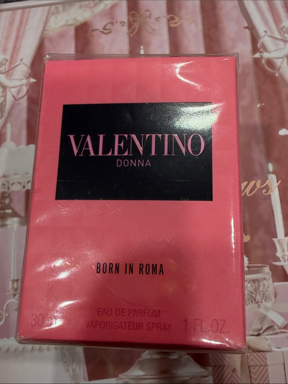 Valentino Donna Born in Roma